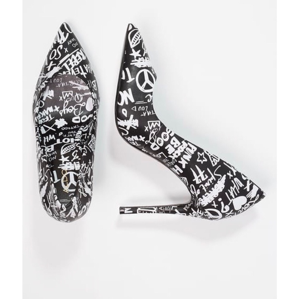 Aldo stessy black and white graffiti pumps